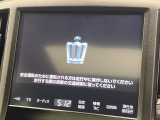 【メーカー純正ナビ】インテリアに溶け込むスタイリッシュな「専用設計」メーカーナビを装備♪視認性や操作性など基本性能にも優れ、より上質なカーライフをお楽しみいただけます。