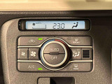 車内空調は&rdquo;AUTOエアコン&rdquo;にお任せ。運転に集中出来ますよ!
