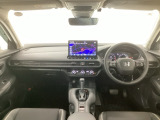 【前方視界】開放的な前方視界!運転がしやすく疲れにくいです♪窓が大きく、見通しがとっても良いおクルマですよ♪