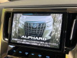 【純正10型ナビ】人気の純正ナビを装備。オーディオ機能も充実しており、Bluetooth接続すればお持ちのスマホやMP3プレイヤーの音楽を再生可能!毎日の運転がさらに楽しくなります!!