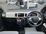 内装クリーニング済みです。しっかり綺麗にしていますので、是非お確かめください。納車時にはもう一度キレイにいたしますよ!