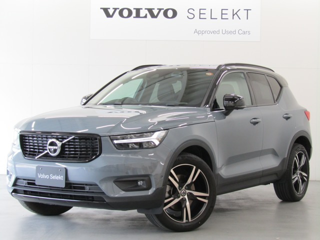 XC40 B4 AWD Rデザイン 4WD
