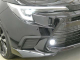 LEDヘッドライトです。デザイン性がよくとても明るいので、夜間の走行や悪天候でも安心です。しかも長寿命!