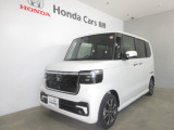 弊社の元レンタカーで走行距離は7000kmです。