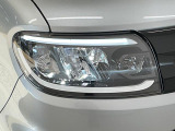 【LEDヘッドライト】明るい光が瞬時に立ち上がり、必要な場所を均一に照らします。寿命も長く省エネで、スタイリッシュなデザインは現代の主流です♪