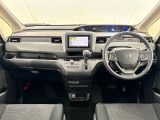 いつでも気持ちよく運転できて、使い勝手のいい収納や体をケアするシート、細部にまでこだわったインテリア♪