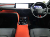 純正メーカー12.3インチディスプレイオーディオ&ナビキット装備!室内も専門のスタッフによる清掃済みでキレイです。是非一度ご覧下さい!