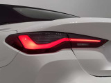 BMW伝統のL字型テールライト