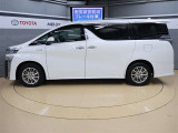 両側パワースライドドア付きだから、狭い駐車スペースなどでの 乗り降りラクラク!小さなお子さまのいるご家庭には嬉しい装備。
