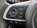 ステアリングスイッチ装備!運転しながら手元でオーディオの操作などができます。