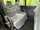 高品質なオリジナルフロアマットもオプションにてご用意しております。お好きなデザインやカラーをお車に合わせて選んでいただくことができます♪