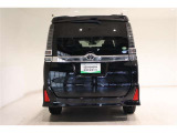 明るく視認性の良いLED式テール&ハイマウントストップランプ採用で、後続車に対して自車の存在をアピールすることて安全性を高めます!