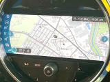 ●純正ナビ:一体感のあるナビは、高級感ある車内を演出してくれます。オーディオ機能も充実しておりますので、運転もより楽しめます♪