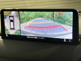 【360&deg;ビューモニター】専用のカメラにより、上から見下ろしたような視点で360度クルマの周囲を確認することができます☆死角部分も確認しやすく、狭い場所での切り返しや駐車もスムーズに行えます。