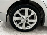 タイヤサイズは195/50R16!残り溝は5ミリ程度です!純正アルミホイール!