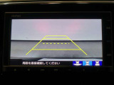 バックモニターで、後方を確認しながら安心して駐車することができます。運転初心者も熟練者も必須の機能ですよ!