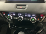 フロント両席にはシートヒーターが付いています!寒い日に便利な装備ですね。
