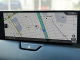 マツダコネクトの12.3インチワイドセンターディスプレイです。『Android Auto』『Apple CarPlay』や独自のコネクテッドサービスに対応したインターフェイスシステムです。