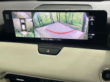 【360&deg;ビューモニター】専用のカメラにより、上から見下ろしたような視点で360度クルマの周囲を確認することができます☆死角部分も確認しやすく、狭い場所での切り返しや駐車もスムーズに行えます。