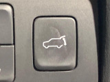 【パワーバックドア】スマートキーや運転席のボタンを押すだけでリアゲートが自動で開閉します!荷物を持っている時や、高い位置にあるバックドアを閉める際に便利な機能です♪