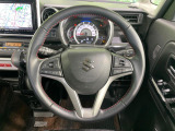 【純正革巻きステアリング】上質な革を使用することで、手にしっかり馴染みとても運転しやすいハンドルです♪