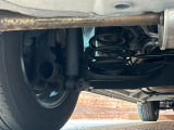 お車を安心してお乗りいただく為には、足回りの定期点検が欠かせません。サービスサポート(有償保証)では無料点検もご提供しており、安心のカーライフをお過ごしいただけるサポート体制が整っています。