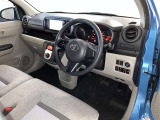 分かりやすく操作しやすい運転席まわりです☆
