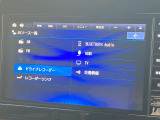 フルセグTV、Bluetoothオーディオなど、欠かせない機能も豊富についています!