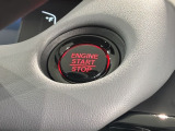 ワンプッシュでエンジンのスタート、ストップが出来て便利です。