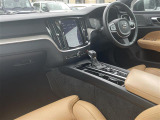 V60クロスカントリー T5 AWD プロ 4WD 4WD 本革シート