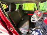 運転席シート廻りは使用感も少なく、良好な状態となっています。丁寧に使われていたことがよくわかりますね。