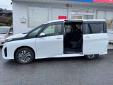 半年ごとの定期点検、車検整備をパックにした整備点検チケットも販売してます。エンジンオイル交換も含まれてます。