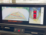 【パノラミックビューモニター】専用のカメラにより、上から見下ろしたような視点で360度クルマの周囲を確認することができます☆死角部分も確認しやすく、狭い場所での切り返しや駐車もスムーズに行えます。