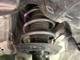 お車を安心してお乗りいただく為には、足回りの定期点検が欠かせません。サービスサポート(有償保証)では無料点検もご提供しており、安心のカーライフをお過ごしいただけるサポート体制が整っています。