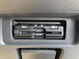 すっきり埋め込み型ETC車載器(高速道路の利用時に 料金所の通過をスムーズに行うために自動で料金を精算するシステム)