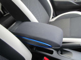 ひじ掛けもありますので運転が楽になります。