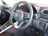 見通しのよいすっきりとした視界で、誰でも運転しやすいです。運転のしやすさは疲れにくさにも繋がりますよ♪