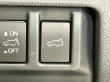 【パワーバックドア】スマートキーや運転席のボタンを押すだけでリアゲートが自動で開閉します!荷物を持っている時や、高い位置にあるバックドアを閉める際に便利な機能です♪