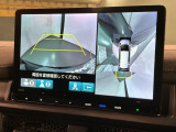 全方位モニターがついています! 車の周囲を360&deg;安全確認できるので、普段の駐車はもちろんの事、縦列駐車や幅寄せの際にも活躍してくれますよ。