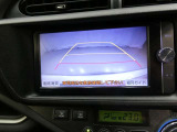 バックモニターがついていますので、バックでの駐車が苦手な方でも大丈夫です 実際のバック駐車は目視確認と合わせてお使い下さい