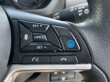 プロパイロット、高速道路や自動車専用道路を運転中にアクセル・ブレーキ・ハンドル操作をクルマがアシストしてくれます。