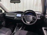 運転席まわりです。 各操作スイッチは使いやすい位置に配置されてます。