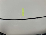 ボンネットにキズあり