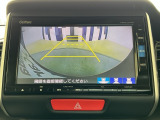 バックカメラ付きで後方の確認も安心です!スムーズな駐車・車庫入れをサポートいたします!