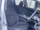 運転席からの視界もよくどなたがお乗りになられても運転しやすい車両になっていますよ