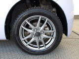 社外14インチアルミ!タイヤサイズは155/65R14です