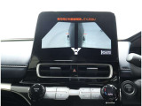 パノラミックビューモニター装備!サイドビュー・車両に取り付けたフロント、サイド、バックカメラの映像を合成して画面上に表示させることで、低速時の運転を補助する装置です。