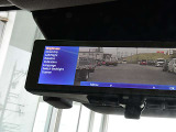 インテリジェントルームミラーです。クリアな後方視界で安全運転をサポートします。