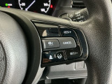 【アダプティブ・クルーズ・コントロール】予め設定した車速内でクルマが自動的に加減速。 前走車との適切な車間距離を維持しながら追従走行し、高速道路でのドライバーの疲労を軽減してくれる嬉しい機能付♪