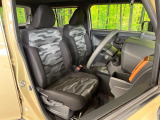 運転席シート廻りは使用感も少なく、良好な状態となっています。丁寧に使われていたことがよくわかりますね。